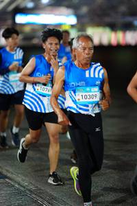 BIB: 101, 1076, 10309
                            <button type="button" onclick="openModal(23169627)" class="btn btn-primary btn-sm float-right btn-popup" data-toggle="modal" data-target=".modal-high-quality">
                        <i class="fas fa-shopping-cart"></i> Add to Cart
                    </button>
                                            <button type="button" onclick="isThisMe(23169627, true)" class="btn btn-success btn-sm float-right btn-popup btn-isme hidden" data-toggle="tooltip" data-placement="bottom" title="นี่คือรูปของคุณใช่ไหม คลิกที่นี่เพื่อเอาเข้าอัลบั้ม">
                        <i class="fas fa-plus"></i> Add to album
                    </button>
                    <button type="button" onclick="isThisMe(23169627, false)" class="btn btn-warning btn-sm float-right btn-popup btn-isnotme hidden">
                        <i class="fas fa-ban"></i> Remove from album
                    </button>